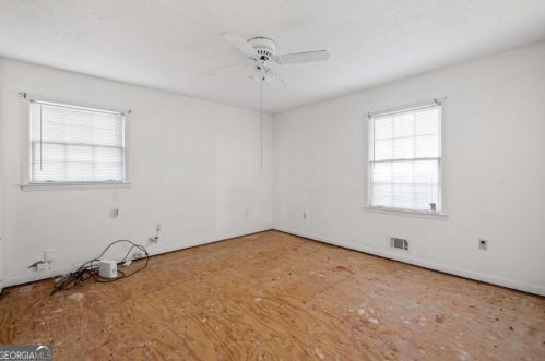 5348 Denny Dr, Atlanta GA  30349-5209 exterior