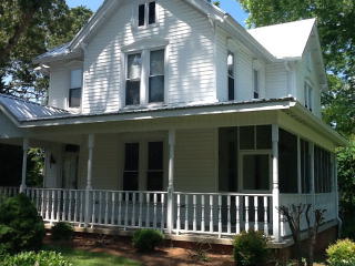 270 Bowdon St, Tallapoosa, GA 30176-1103