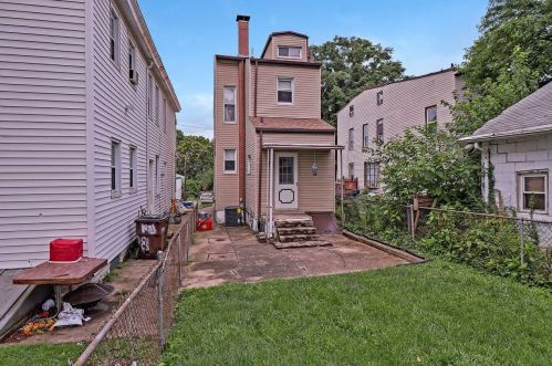 4610 Carter Ave, Cincinnati OH  45212-2506 exterior
