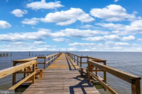 4722 Girton Ave, Shady Side MD 20764-9602 exterior