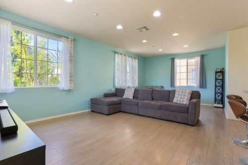 2601 Rawhide Ln, San Marcos, CA 92078-2132