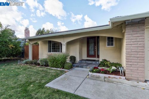 6723 Paseo Santa Cruz, Pleasanton, CA 94566-5755