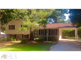 3012 Bretton Dr, Rex GA  30273-2011 exterior