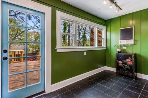 2496 Jefferson Ter, Atlanta GA  30344-2743 exterior