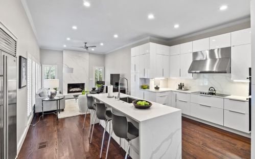 700 River Knoll Dr, Marietta, GA 30067-4751