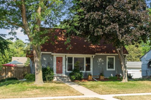 3300 Benjamin St, Minneapolis, MN 55418-1564