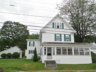 61 Court St, Dover, NH 03820-4137