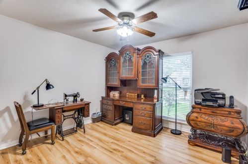 2049 Christie Ln, Carrollton TX 75007-3509 exterior