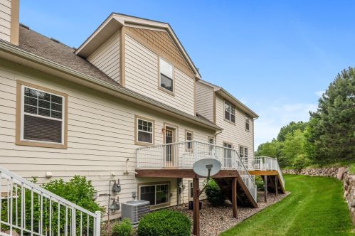 2150 Cedar Grove Trl, Saint Paul MN  55122-1543 exterior