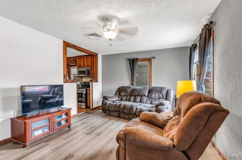 206 23rd St, Pueblo, CO 81003-2404