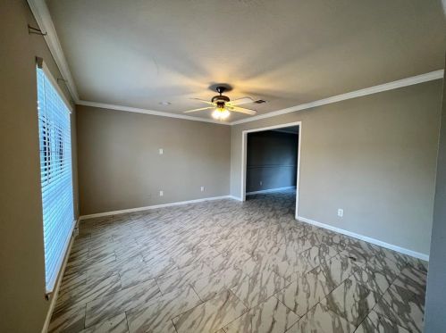 1935 Old Dixie Dr, Richmond TX  77406-6842 exterior