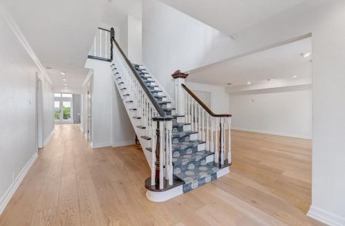 4200 Cat Mtn Dr, Austin TX  78731-3503 exterior