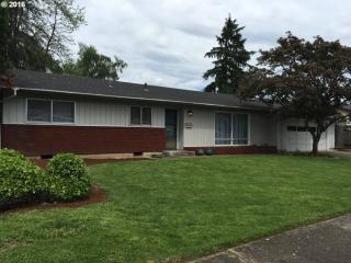 186 Woodlane Dr, Springfield, OR 97477-2110