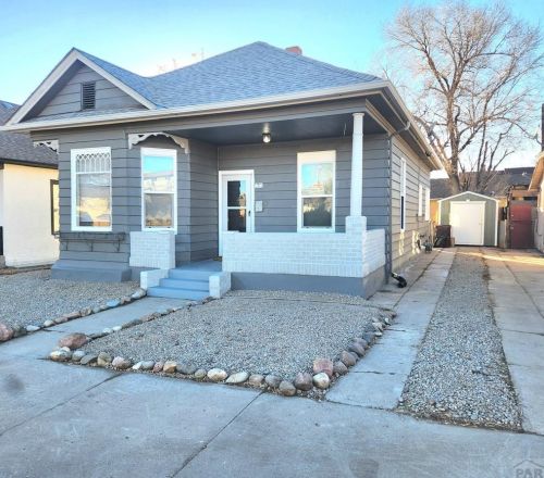 1323 West St, Pueblo, CO 81003-2130
