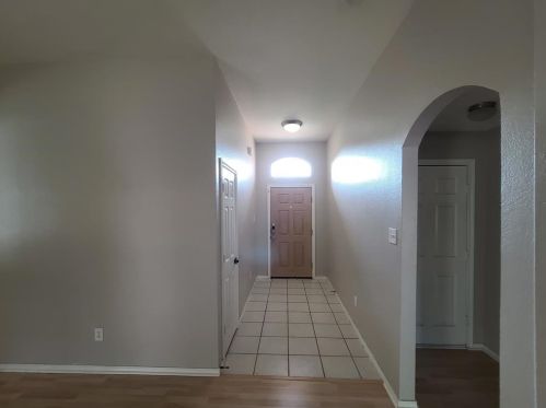 1101 Hidden Glade Dr, Midlothian TX  76063-6267 exterior