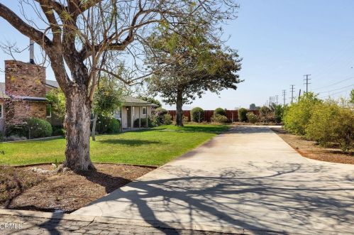 210 Wood Rd, Oxnard, CA 93033-2308