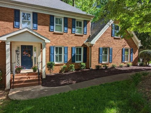 2478 Williamsdowns Cir, Lithonia, GA 30078-2346
