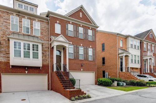 4961 Colchester Ct, Atlanta GA  30339-9002 exterior