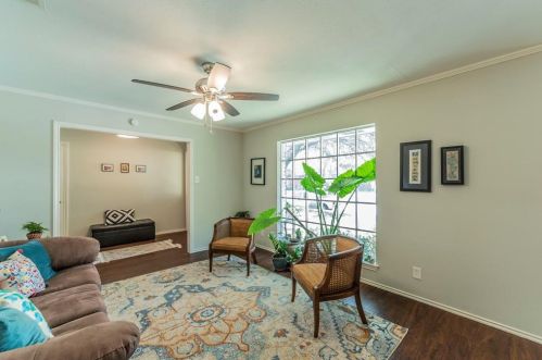 4128 Alicante Ave, Fort Worth TX  76133-5561 exterior