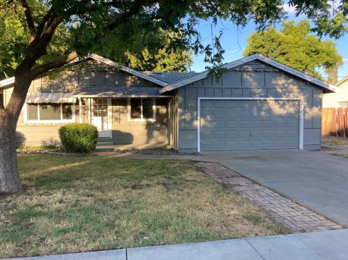2932 3rd St, Biggs, CA