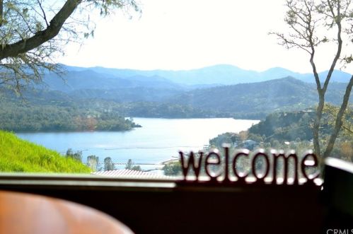 2641 Pine Ridge Rd, Lake Nacimiento, CA 93426-9627