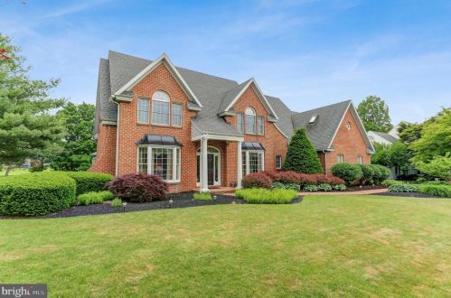 1080 Wetherburn Dr, York, PA 17404-1278