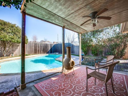 2713 Esquire Ln, Garland TX  75044-6167 exterior