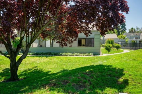 6821 Mill Springs Ct, Stockton, CA 95219-3223