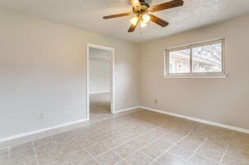 324 Afton Rd, Fort Worth TX  76134-3947 exterior