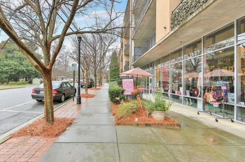3400 Malone Dr, Atlanta, GA 30341-2725