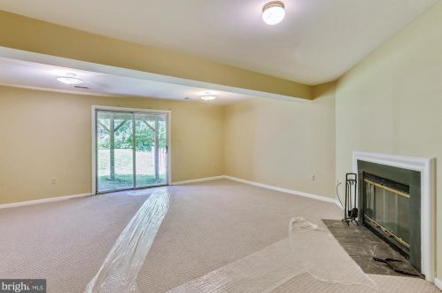 145 Kinsman View Cir, Silver Spring MD 20901-1600 exterior