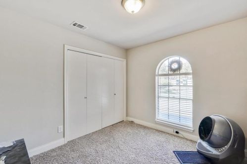 8708 Lake Country Dr, Fort Worth TX  76179-2802 exterior