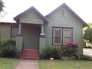 4412 Red River St, Austin TX  78751-4010 exterior