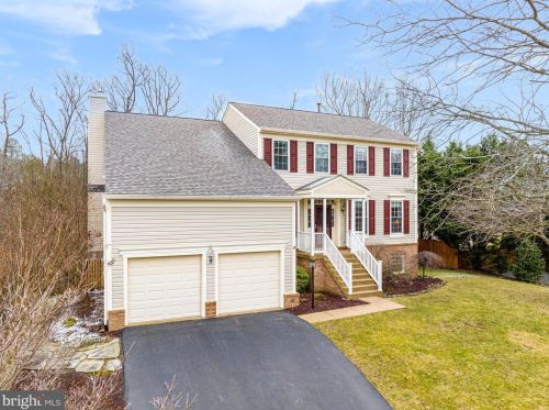 8695 Ruby Rise Pl, Bristow, VA 20136-2301