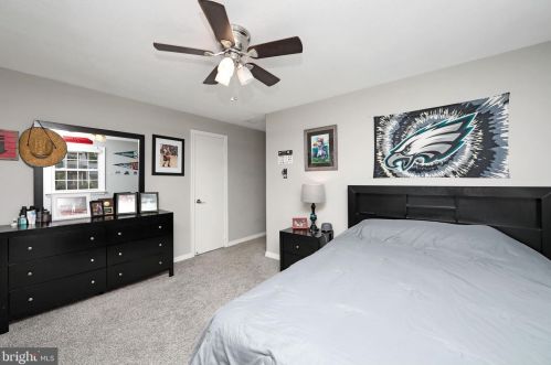 1161 Concord Dr, Haddonfield NJ 08033-3502 exterior