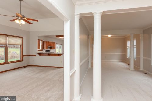 410 Wood End Ct, Charles Town WV  25414-5294 exterior