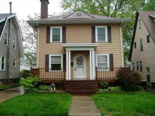 812 Mdw Pl, Peoria IL  61604-3449 exterior