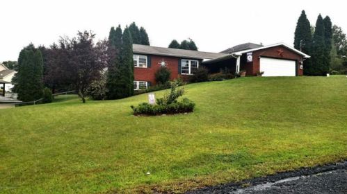 29 Atwell Dr, Pittston, PA 18641-1959