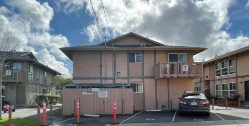 23 Fairfax St, San Rafael, CA 94901-4602