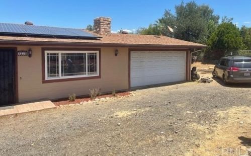 1235 Creelman Ln, Ramona, CA 92065-3429