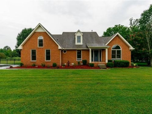 1617 Hickory Valley Rd, Lebanon, TN 37087-3166