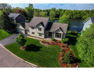 3627 Wescott Hills Dr, Saint Paul, MN 55123-1256