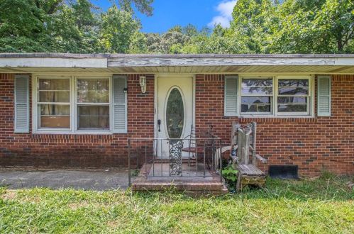 6363 Lanier Rd, Morrow, GA 30260-2719
