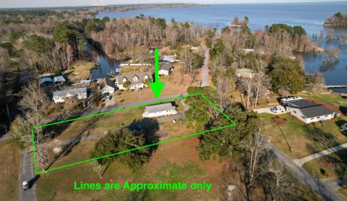 131 Eagle Point Rd, Cross, SC 29436-3204