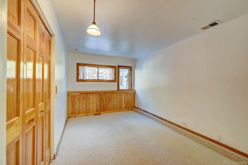 5615 Hatch Dr, Lakewood CO 80439 exterior