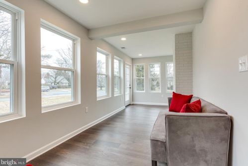 114 Williamsburg Dr, Silver Spring MD 20901-2728 exterior