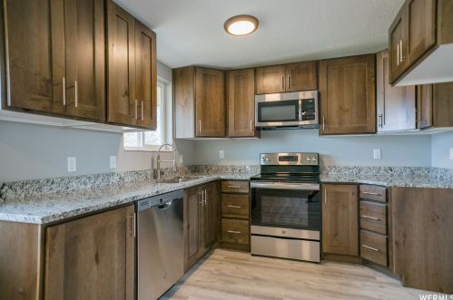 2020 Camelot Way, Taylorsville, UT 84084-3204
