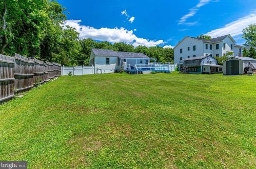 8729 Redman St, Springfield VA  22153-2413 exterior