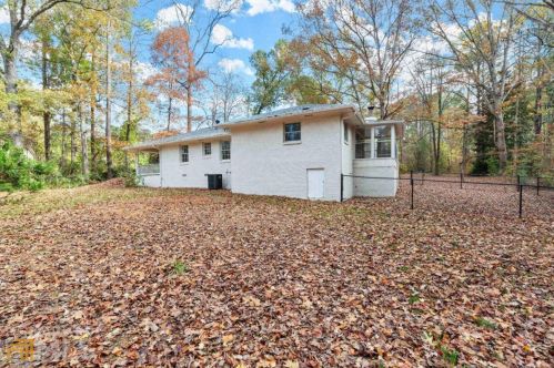 3271 Enon Rd, Atlanta GA  30349-1229 exterior