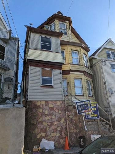 126 Jasper St, Paterson NJ  07522-1916 exterior